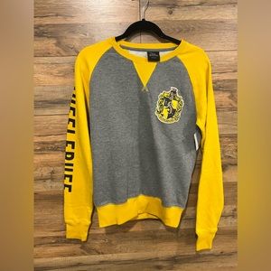 NWT Huffelpuff sweatshirt